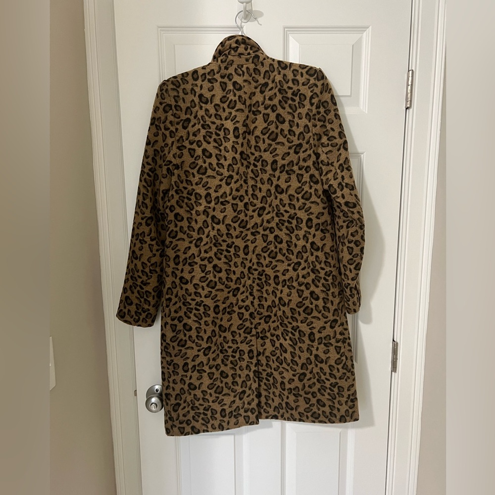 Kendall & Kylie Button Front Leopard Trench Coat - Picture 3 of 5